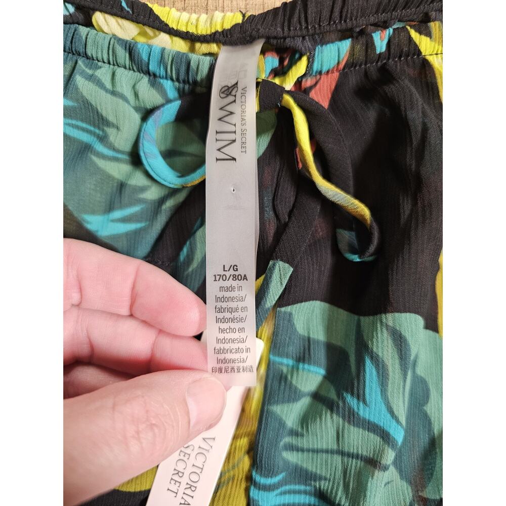 Victoria's Secret Tropical Leaves Black Crinkle Sheer Cover Up Pants Size L NWT - Picture 4 of 7